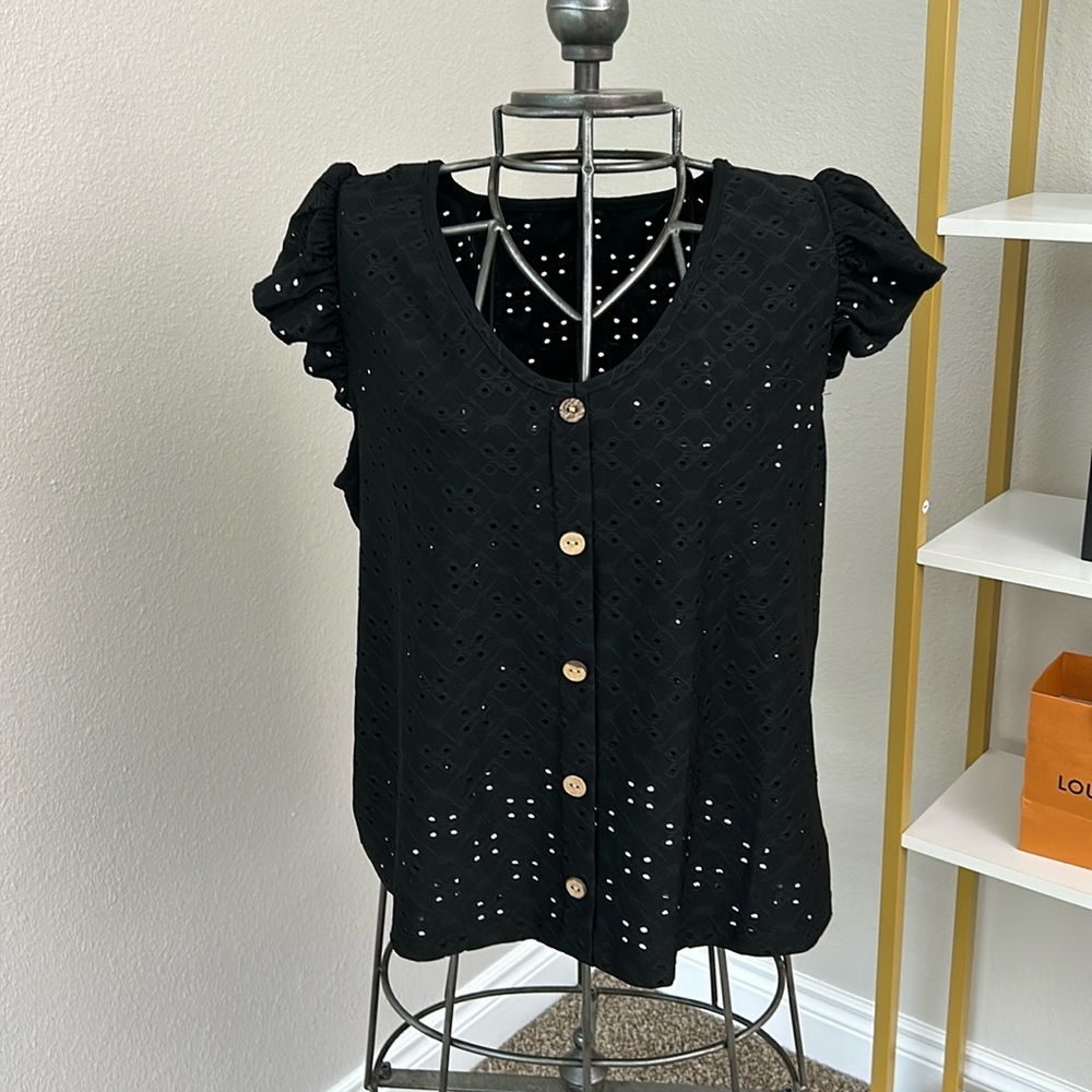 Black pattern button up blouse